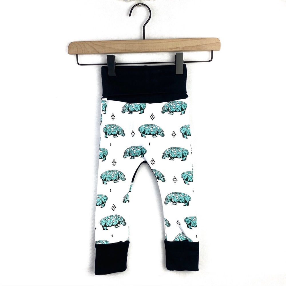 Fayfaire | NWT Geo Hippo Unisex Pants